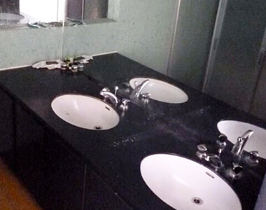 T邸-洗面所ビフォー